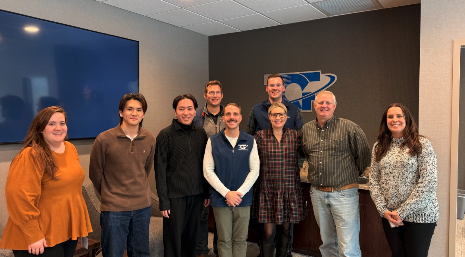 Attendees of a session with local HR leaders, with the two founders